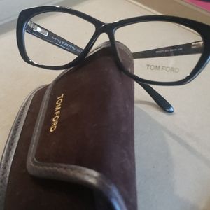Eyeglasses